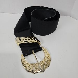 Vintage oversize stretch belt